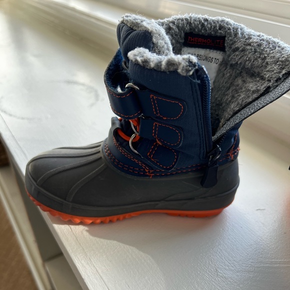 Cat & Jack Liddell snow boot 8 - Picture 3 of 5